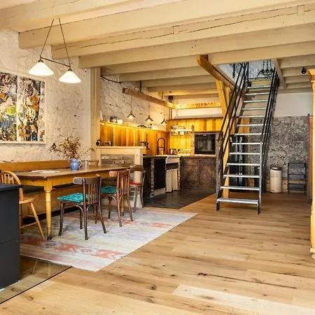 In Historic Country Style Kall