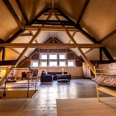 Tatil Evi In Historic Country Style