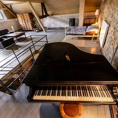 In Historic Country Style Tatil Evi Kall